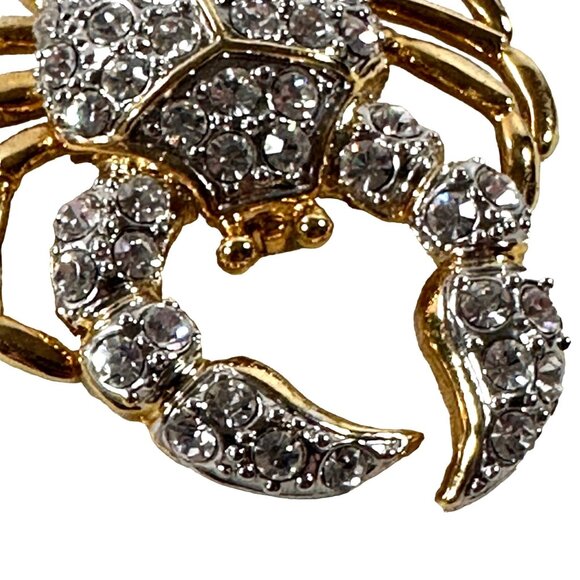 Whimsy 90s Crab Brooch Pin Crystal Rhinestone Gold Tone Shiny Colorful Sparkle - Picture 5 of 10